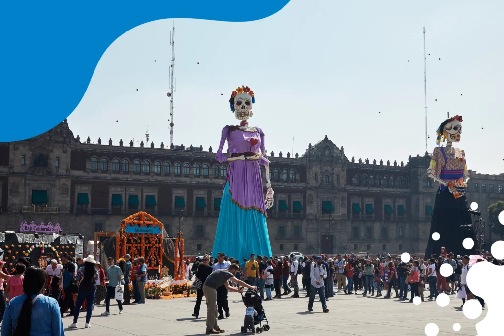 Ofrendas en el Zócalo de la CDMX